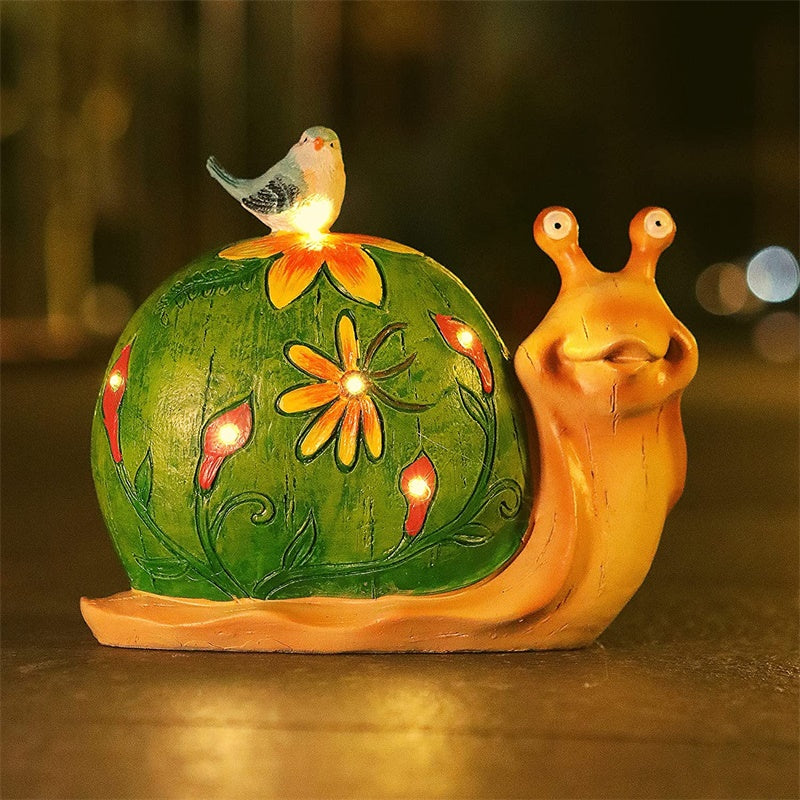 Garden Solar Snails Statues with LED Lights Outdoor Patio Yard Waterproof Resin Figurine Lighting Ornament Decorations