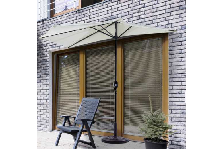 Outsunny 2.7m Half Round  Parasol