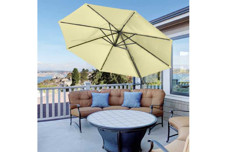 Outsunny Offset Roma Parasol