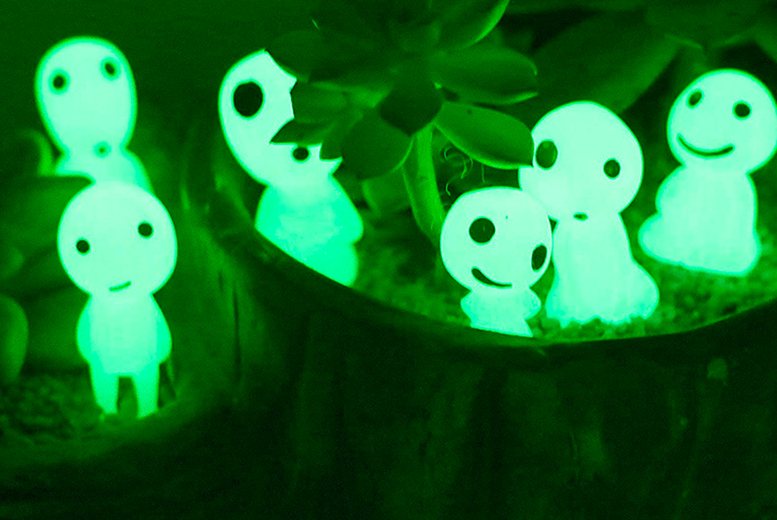 10 Mini Luminous Garden Ghosts
