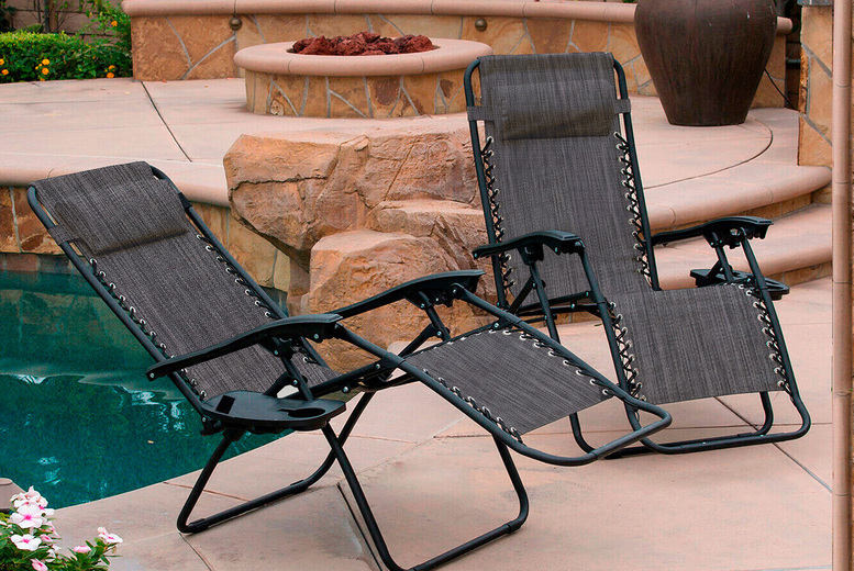 2 Zero Gravity Chairs