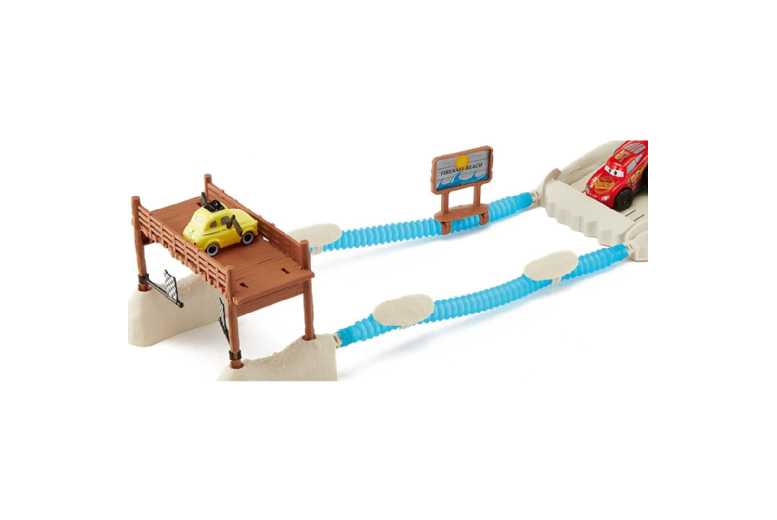 Fireball Water Action Track Playset