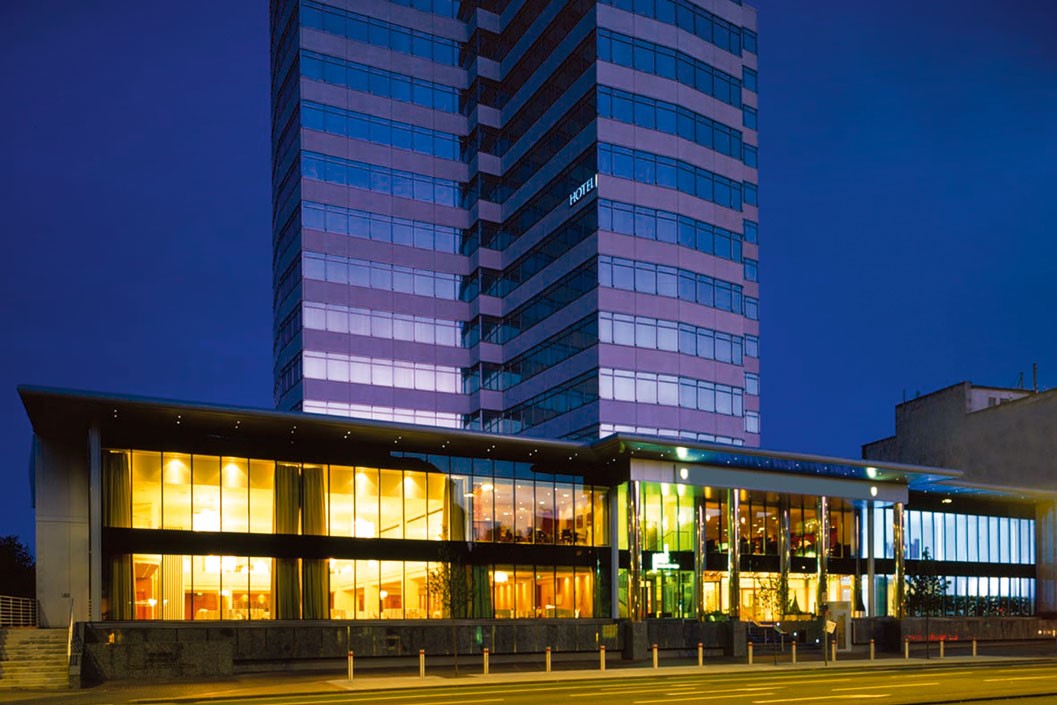 Mum to Be Spa Day with 60 Minute Treatment and more at Mercure Cardiff – Weekends