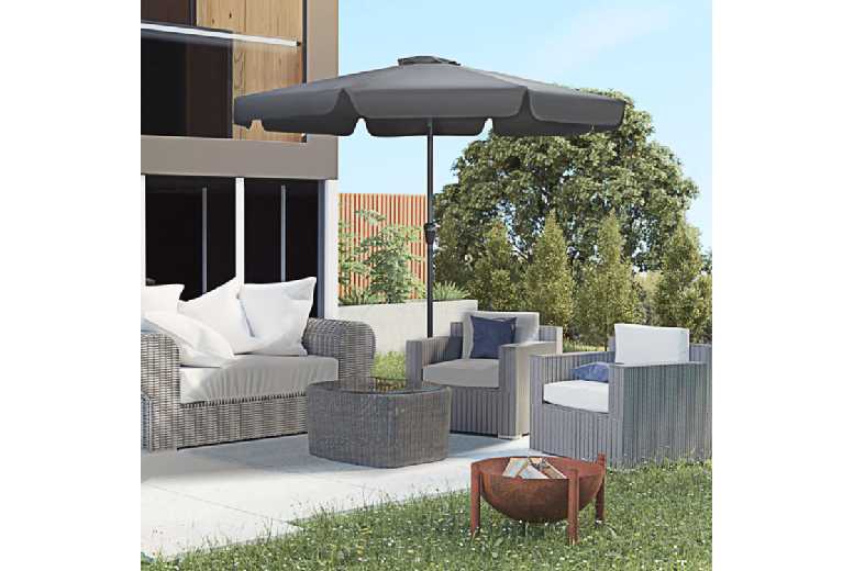 Outsunny 2.7m Patio Parasol w/ Tilt