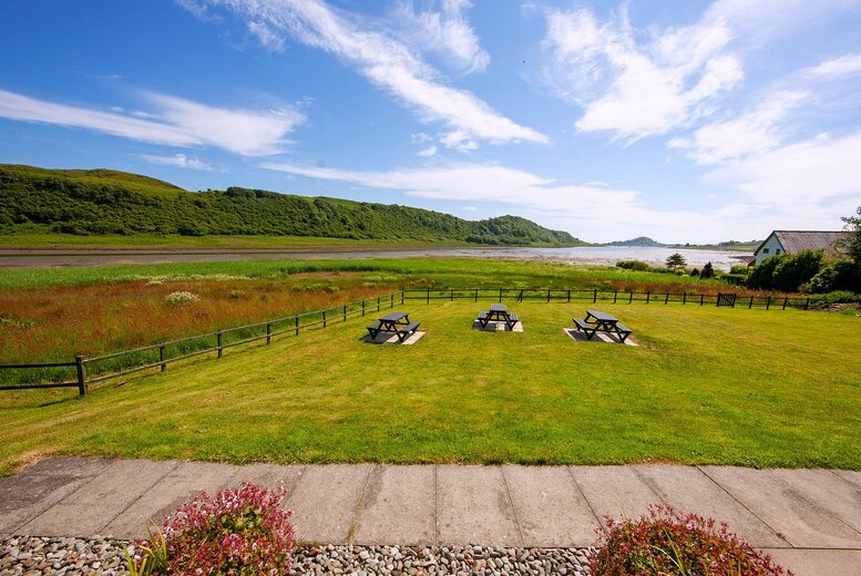 Argyll & Bute Coastal Stay & Breakfast for 2 – The Galley of Lorne Inn | Wowcher